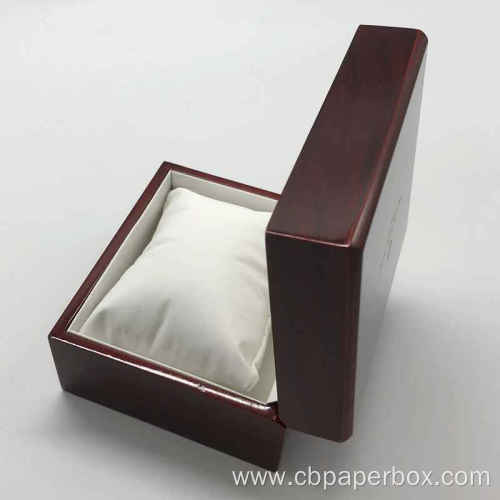 High Glossy Brown Wooden Watch Box For Gift